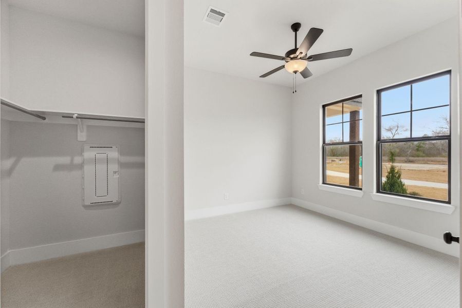 Spacious, unfurnished interior of a new home in High Meadow Estates, New Waverly (Image 34).