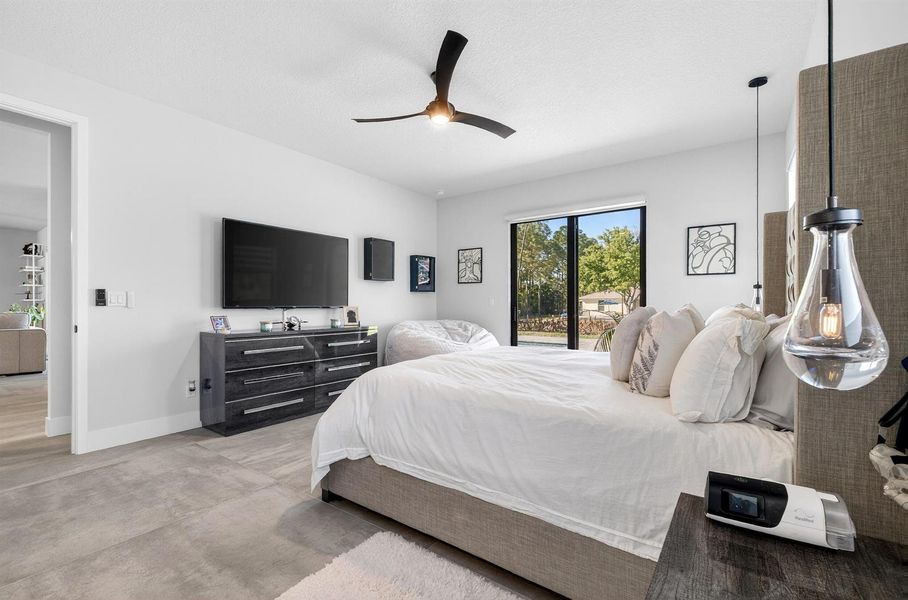 Master Bedroom 7