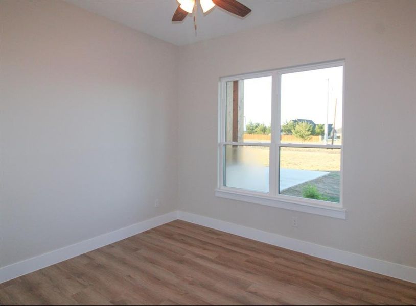 Spacious, unfurnished interior of a new home in , Waxahachie (Image 22).