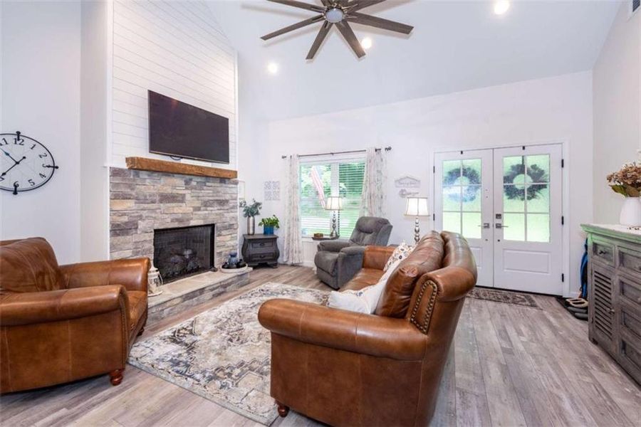 Furnished interior view inside a new home in , Ellijay (Image 12). Furnished interior view inside a new home in , Ellijay (Image 12).