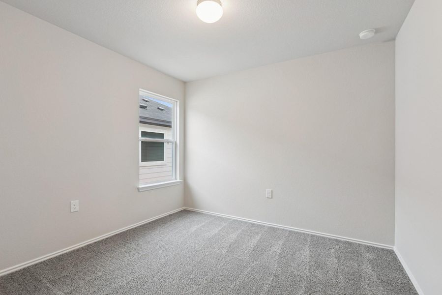 Spacious, unfurnished interior of a new home in Marble Creek Crossing, Austin (Image 16).