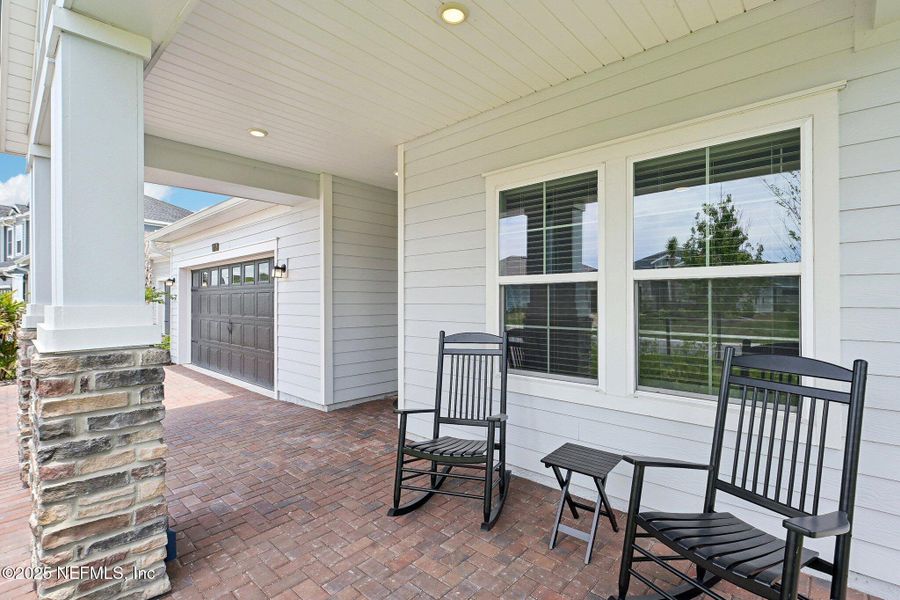 Exterior details and patio area of a home in Shearwater, St. Augustine (Image 4).