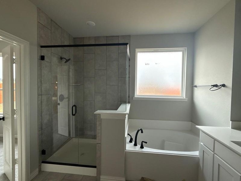 Furnished interior view inside a new home in Morningstar, Aledo (Image 5).