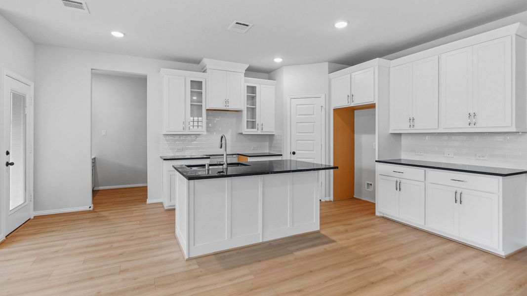 Representative furnished interior of a home built from the Altitude by Brightland Homes in Mostyn Springs, Magnolia (Image 10).