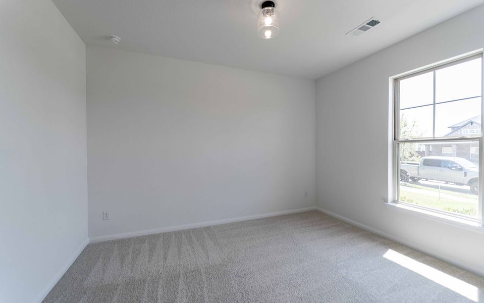 Spacious, unfurnished interior of a new home in Solterra, Mesquite (Image 19).