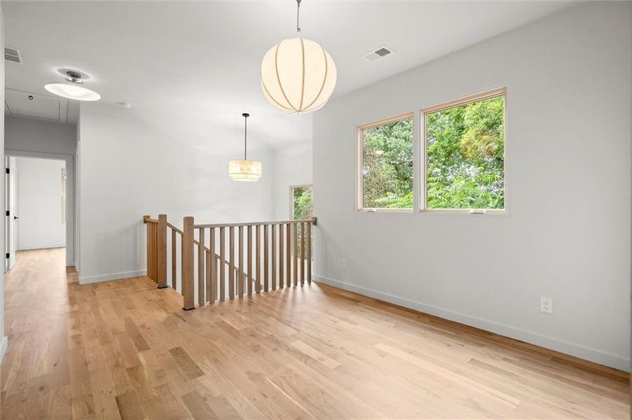 Spacious, unfurnished interior of a new home in , Atlanta (Image 25).