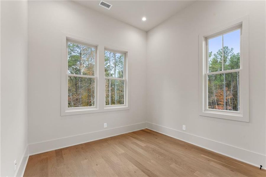 Spacious, unfurnished interior of a new home in , Chattahoochee Hills (Image 18).