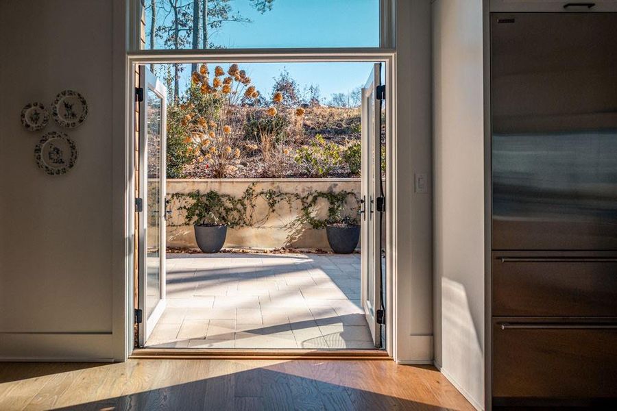 Exterior details and patio area of a home in , Palmetto (Image 24).