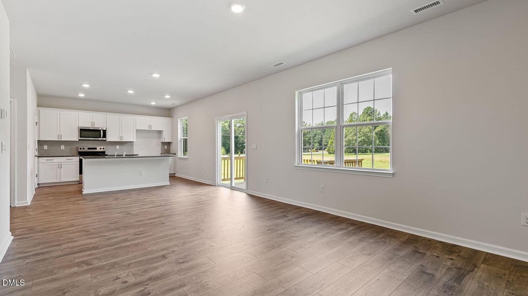 40-whistling-willow-youngsville-nc-usa-0