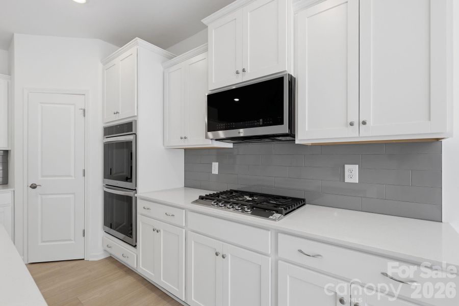 Furnished interior view inside a new home in Roselyn, Lancaster (Image 7).