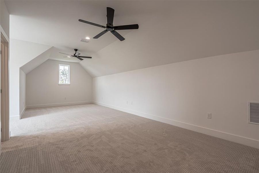 Spacious, unfurnished interior of a new home in , Granbury (Image 16). Spacious, unfurnished interior of a new home in , Granbury (Image 16).