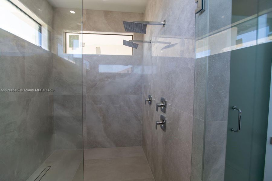 Furnished interior view inside a new home in , Cape Coral (Image 4).