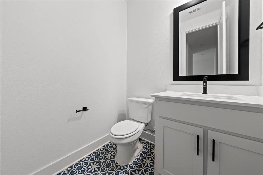 Furnished interior view inside a new home in The Woodlands, Krugerville (Image 6).