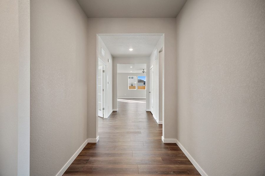 Spacious, unfurnished interior of a new home in The Glen, Colorado Springs (Image 18).