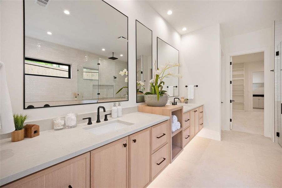 Furnished interior view inside a new home in , Dallas (Image 32).