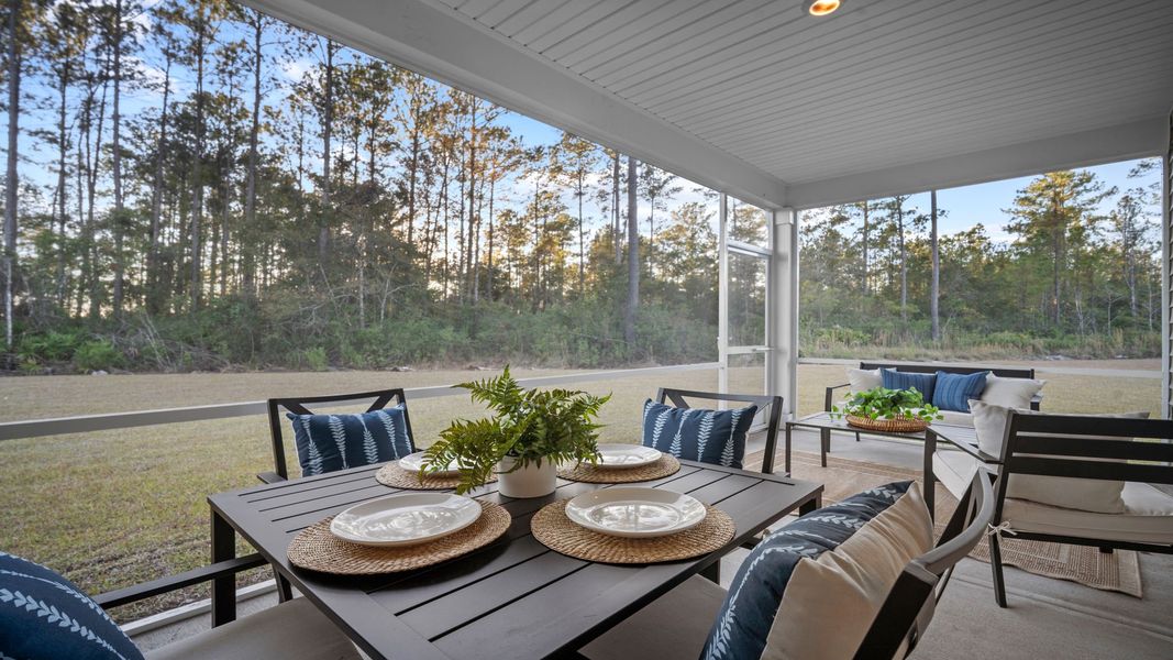 Representative exterior details of a home built from the Cantey-exp by D.R. Horton in The Lakes at North Glynn, Brunswick (Image 3).