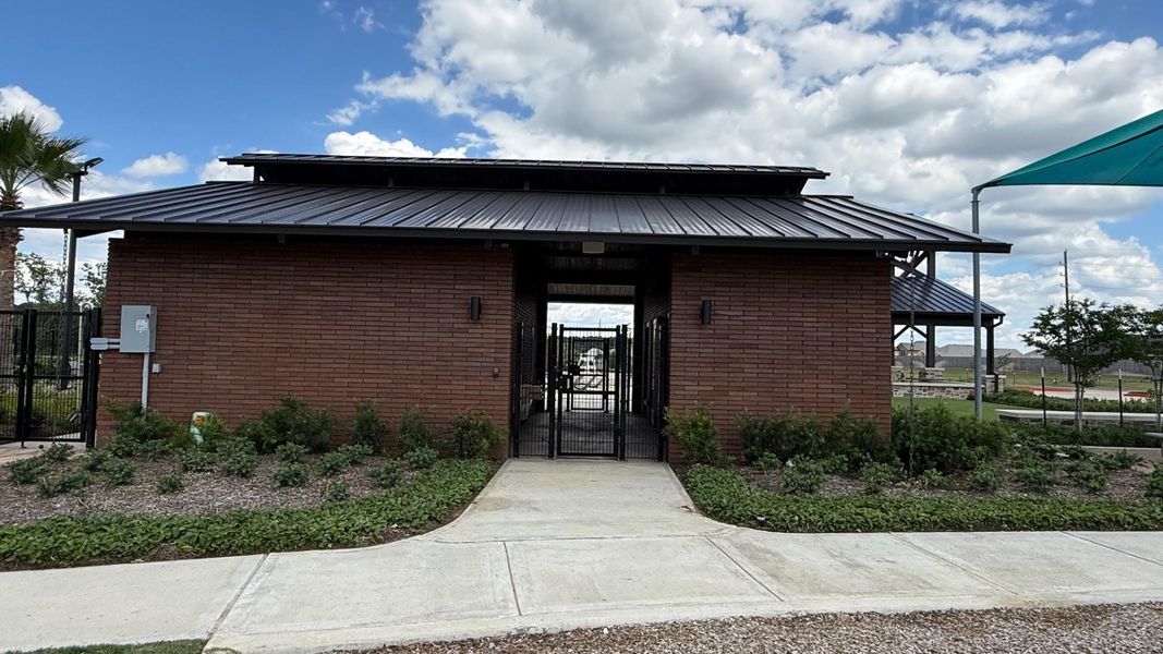 Community amenities in Sorella, Tomball (Image 14).