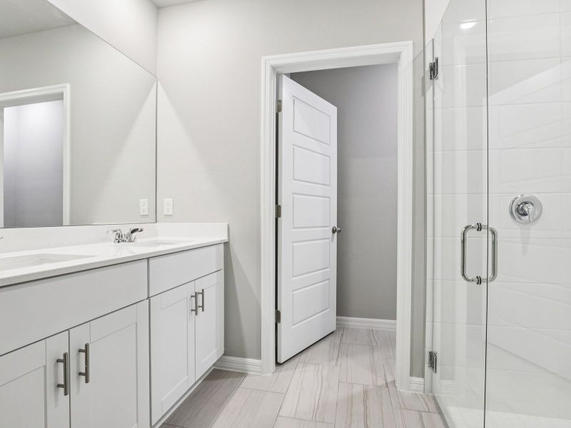 Furnished interior view inside a new home in Crescent Lakes - Premier Series, Punta Gorda (Image 6). Furnished interior view inside a new home in Crescent Lakes - Premier Series, Punta Gorda (Image 6).