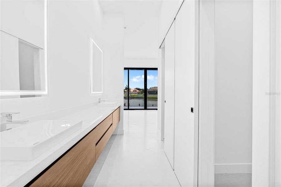 Furnished interior view inside a new home in , Port Charlotte (Image 58).