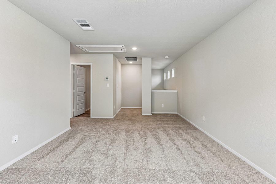 Spacious, unfurnished interior of a new home in Edgebrooke, Pflugerville (Image 30). Spacious, unfurnished interior of a new home in Edgebrooke, Pflugerville (Image 30).