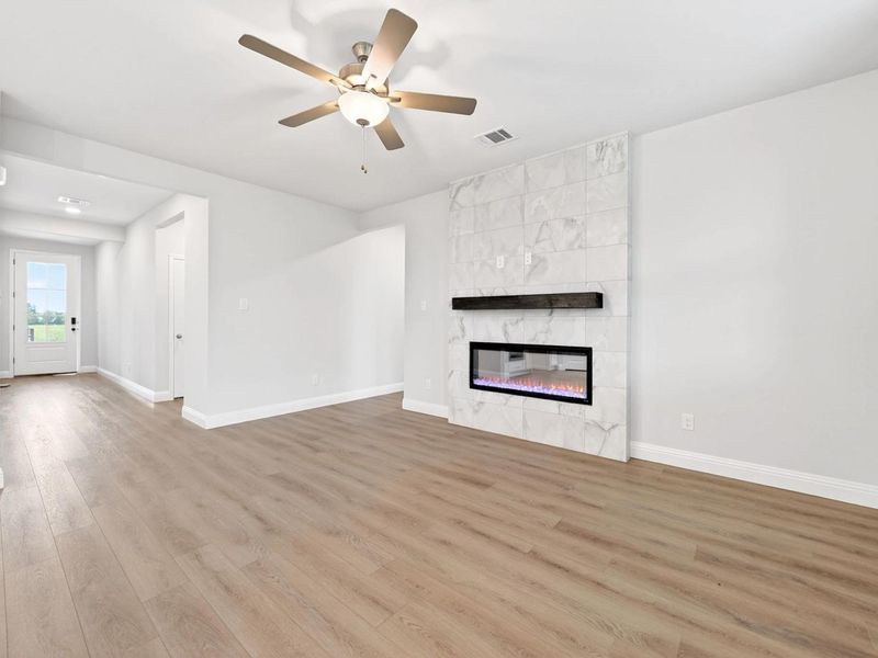Representative unfurnished interior of a home built from the The Redbud A by Davidson Homes LLC in Meadow Ridge Estates, Josephine (Image 20). Representative unfurnished interior of a home built from the The Redbud A by Davidson Homes LLC in Meadow Ridge Estates, Josephine (Image 20).