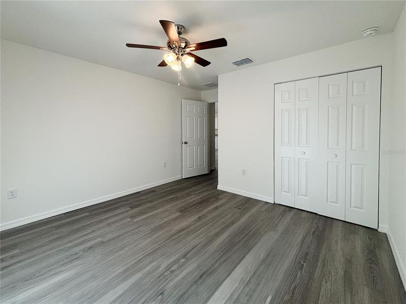 Spacious, unfurnished interior of a new home in , Dunnellon (Image 60).