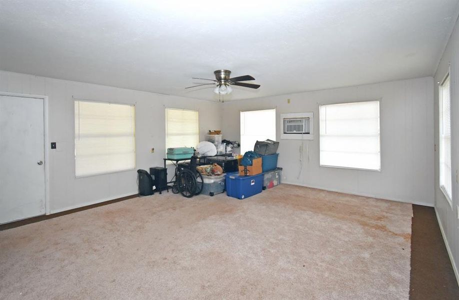 Image 36 of a home in . Image 36 of a home in .