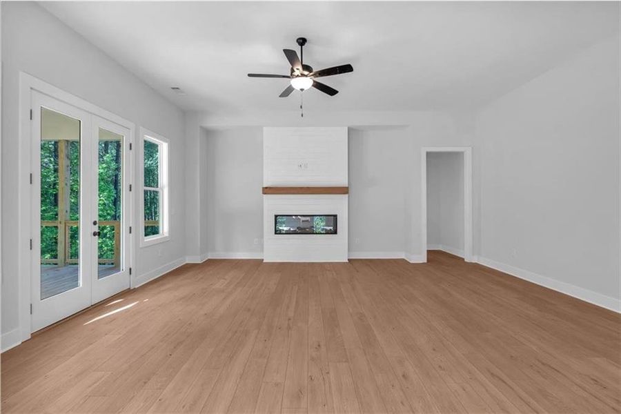 Spacious, unfurnished interior of a new home in , Rome (Image 18).