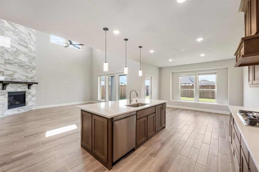 Furnished interior view inside a new home in Sonoma Verde, McLendon-Chisholm (Image 10).