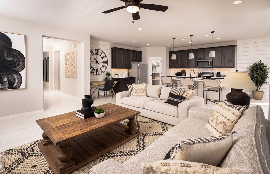 Representative furnished interior of a home built from the Stella by Pulte Homes in Shadow Ridge, Avondale (Image 5).