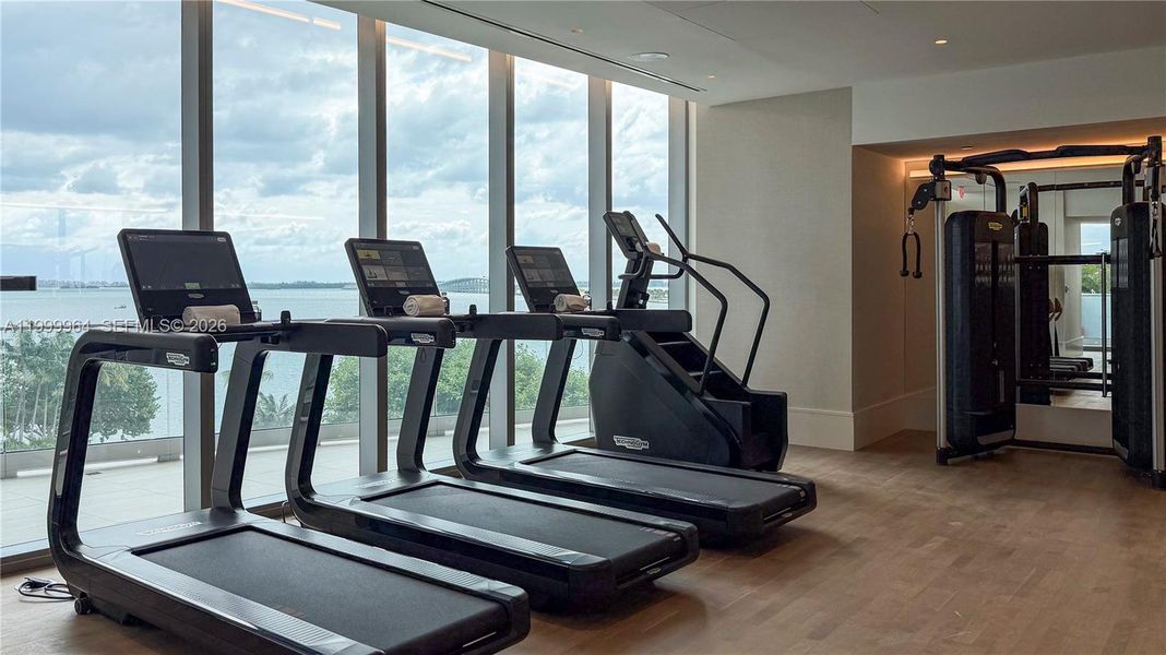 Community amenities in , Miami (Image 31).