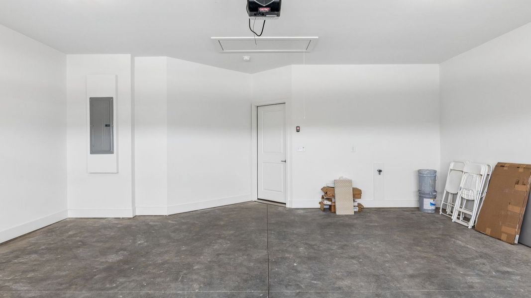 Spacious, unfurnished interior of a new home in The Courtyards at Stewarts Creek, Smyrna (Image 39).