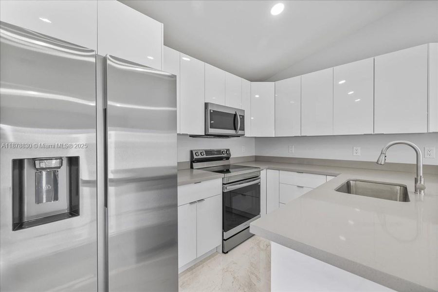 Furnished interior view inside a new home in , Lehigh Acres (Image 6).