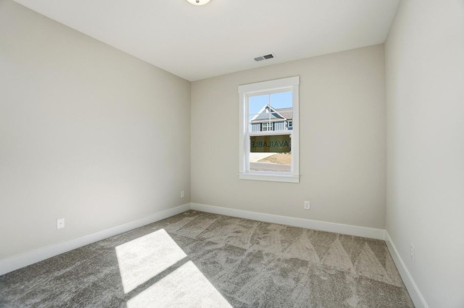 Spacious, unfurnished interior of a new home in Rone Creek, Waxhaw (Image 27).
