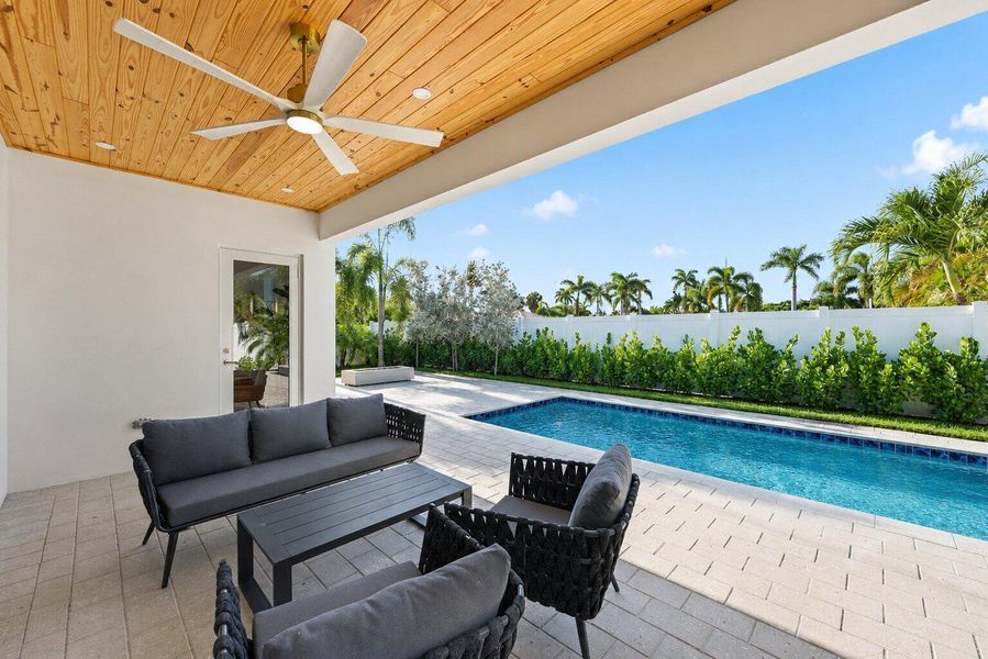 309 Claremont Lane - 30.jpg-SMALL 309 Claremont Lane - 30.jpg-SMALL