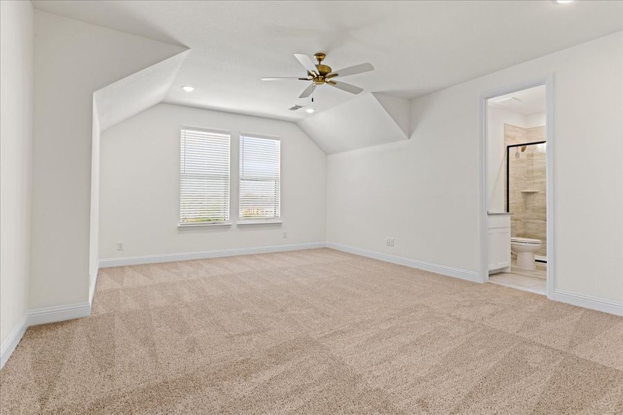 Representative unfurnished interior of a home built from the The Braden II by Doug Parr Custom Homes in Kessler Farms, Brock (Image 54).