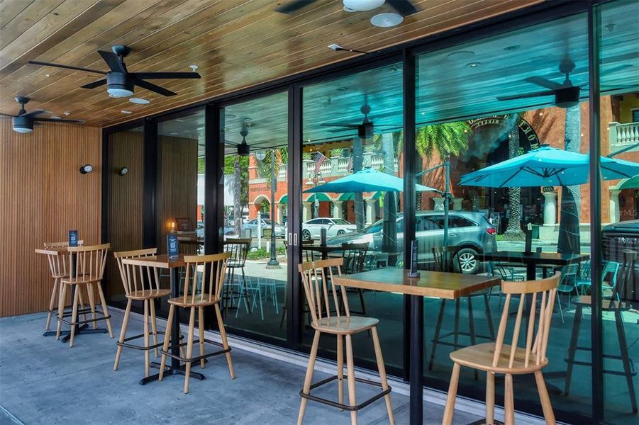 Community amenities in , Sarasota (Image 64).