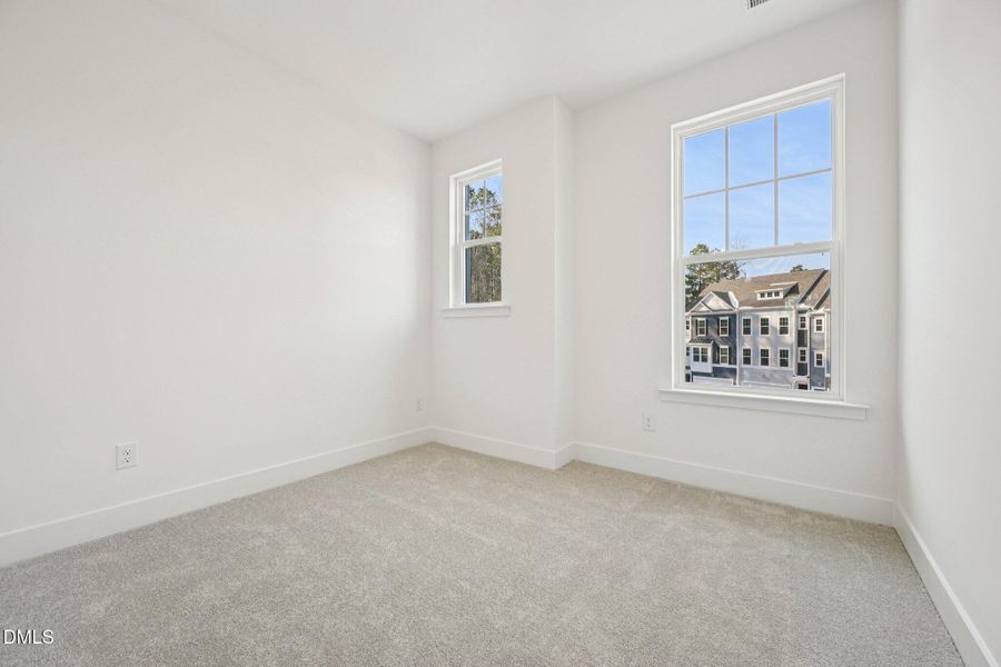 29-web-or-mls-Bayflower Wy-S3101-029