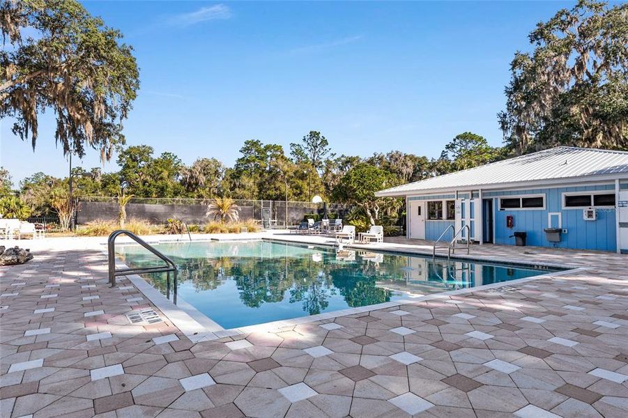 Community amenities in , Dunnellon (Image 17).