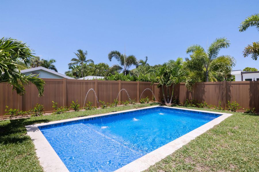 Image 47 of a home in . Image 47 of a home in .