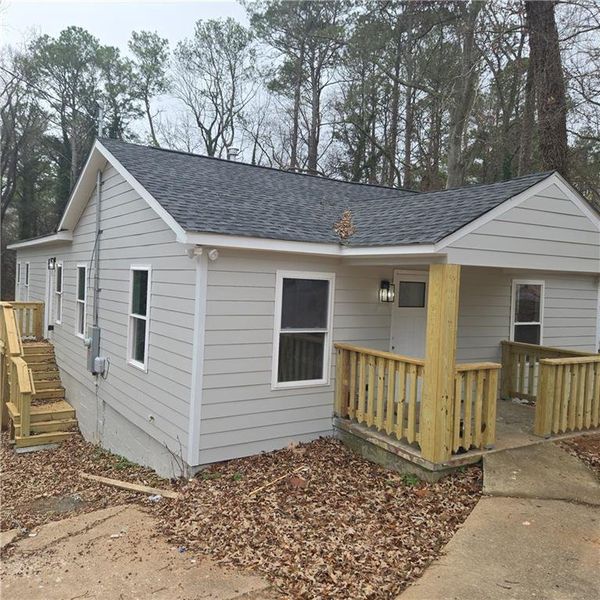 Exterior details and patio area of a home in , Atlanta (Image 8).