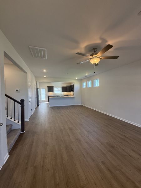 Spacious, unfurnished interior of a new home in Bradley Bend, Ashland City (Image 11).