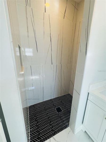 Close-up of interior finishes inside a home in , Lehigh Acres (Image 16). Close-up of interior finishes inside a home in , Lehigh Acres (Image 16).