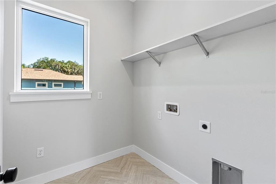 Spacious, unfurnished interior of a new home in , Palm Coast (Image 62).