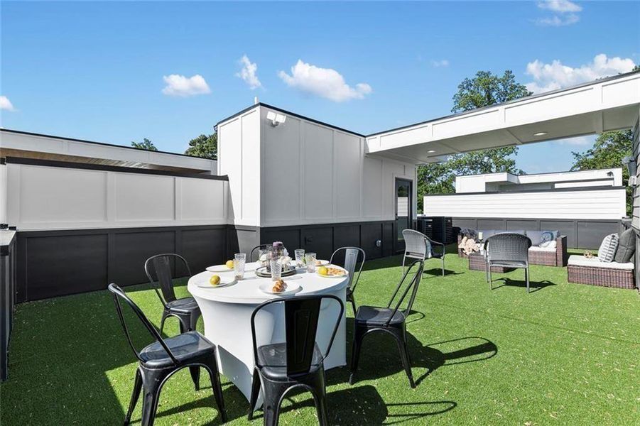 Exterior details and patio area of a home in , Atlanta (Image 21).
