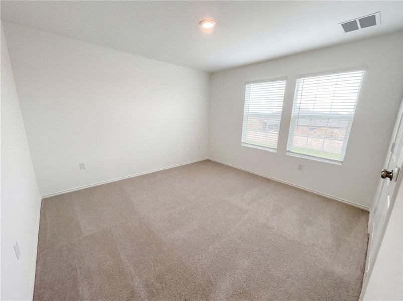 Spacious, unfurnished interior of a new home in Cotton Brook, Hutto (Image 18).