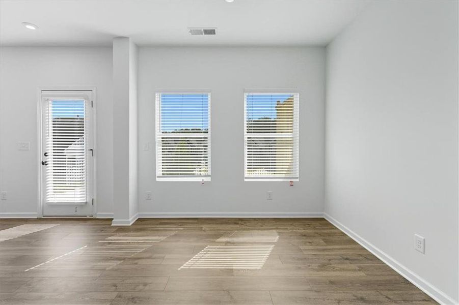 Spacious, unfurnished interior of a new home in Park Center Pointe, Austell (Image 31).