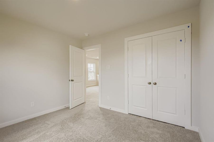Spacious, unfurnished interior of a new home in Ambergrove, Royse City (Image 20).