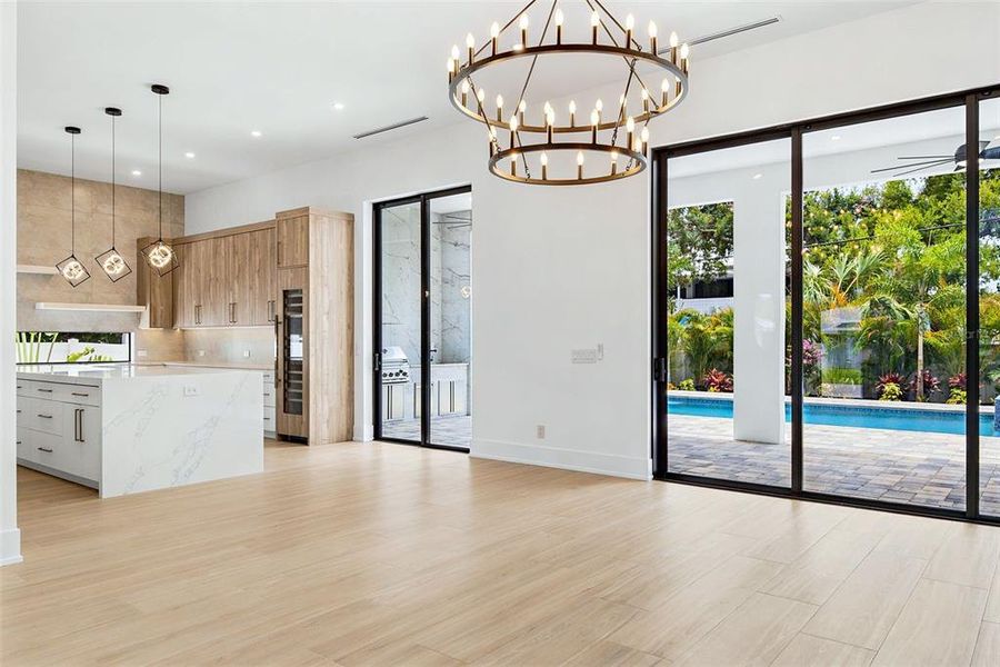 Spacious, unfurnished interior of a new home in , Sarasota (Image 38).