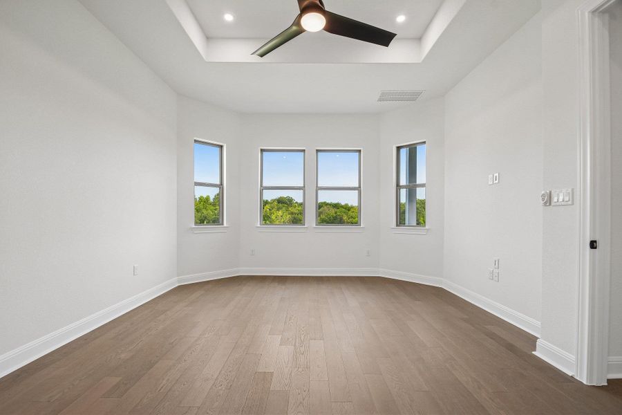 Spacious, unfurnished interior of a new home in Sauls Ranch, Round Rock (Image 34).